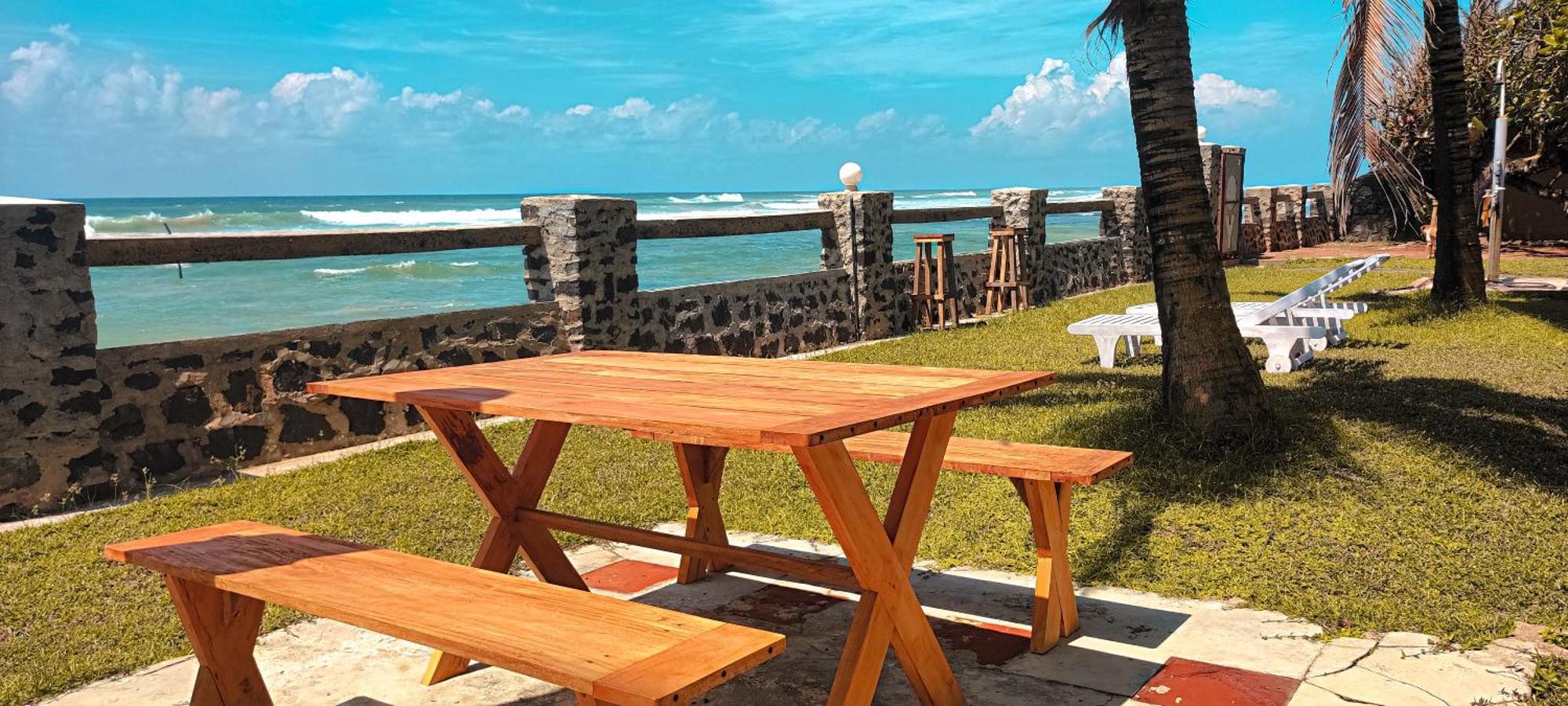 Nu-Vin Beach Hotel Ahangama Luaran gambar