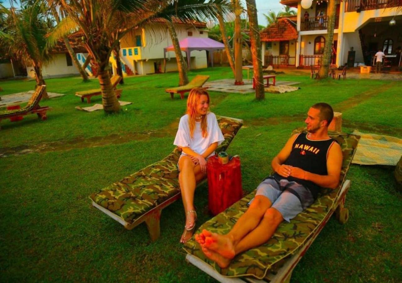 Nu-Vin Beach Hotel Ahangama Luaran gambar