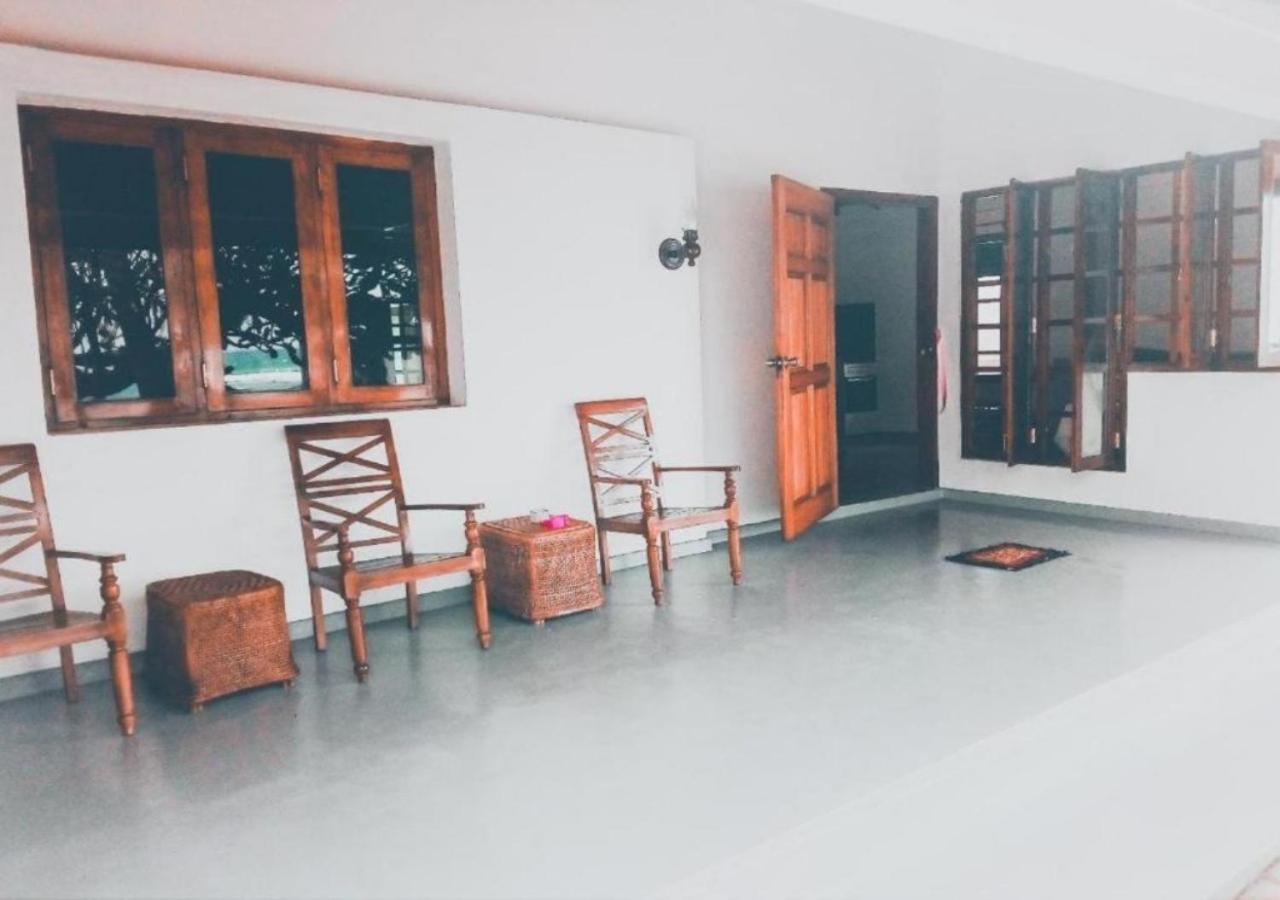 Nu-Vin Beach Hotel Ahangama Luaran gambar