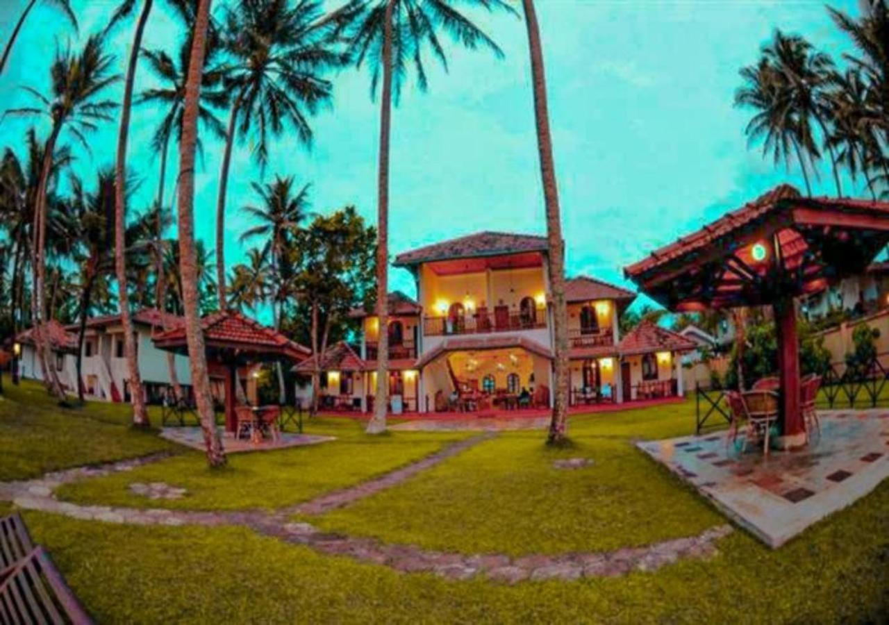 Nu-Vin Beach Hotel Ahangama Luaran gambar