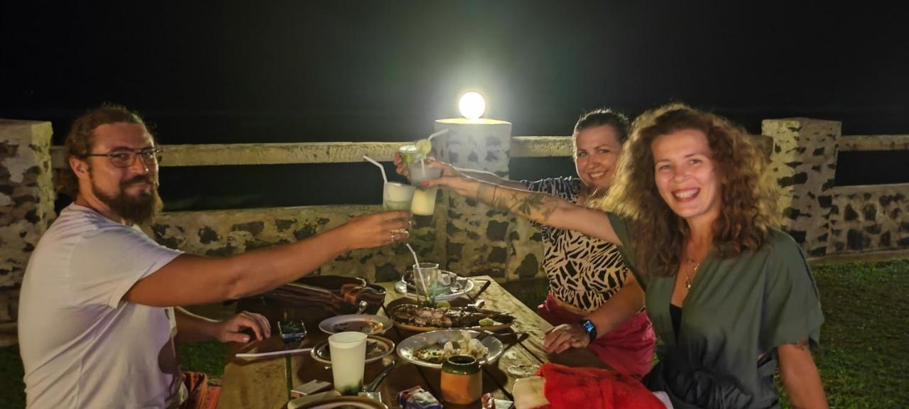 Nu-Vin Beach Hotel Ahangama Luaran gambar