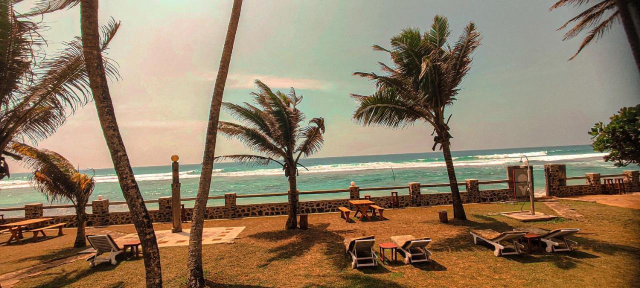 Nu-Vin Beach Hotel Ahangama Luaran gambar